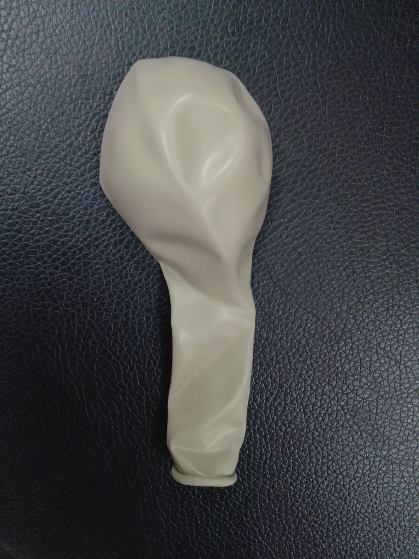 Balloon-Cream Std