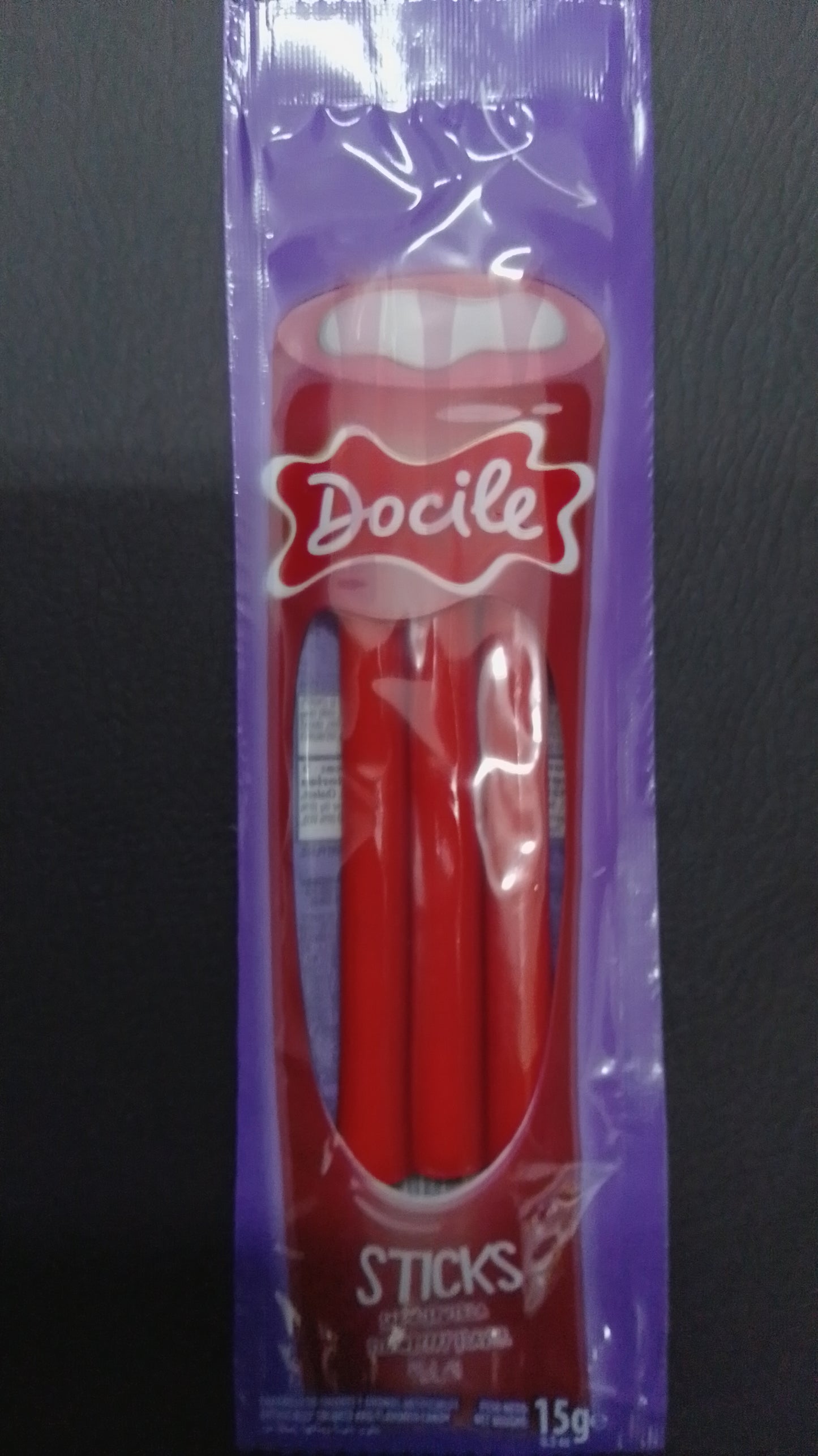 Docile-Strawberry Sticks 15g