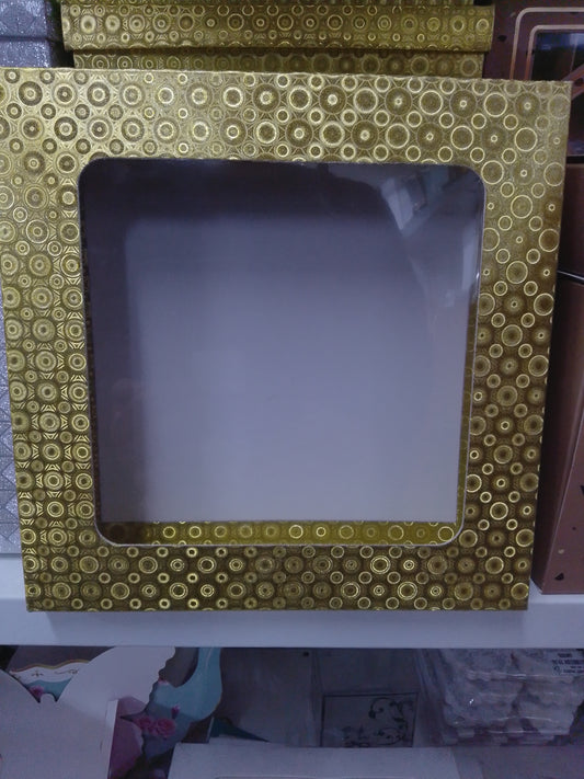 Gift Box- 20x20x4cm Gold Window