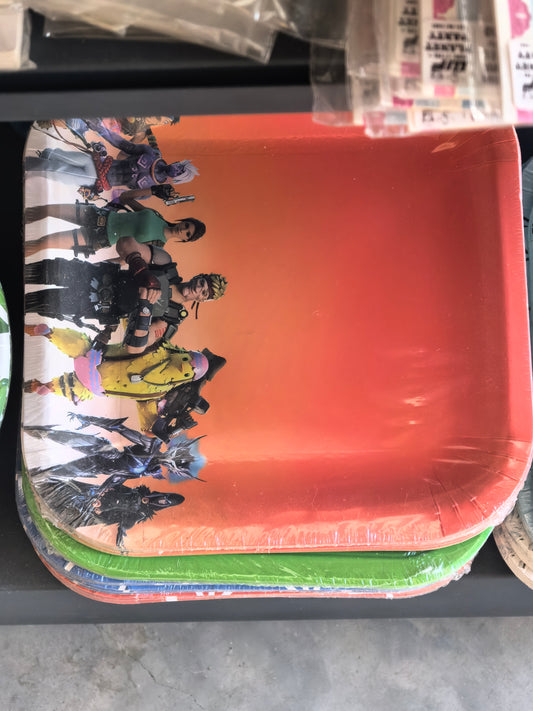 Fortnite-Plates 23cm Square 10's