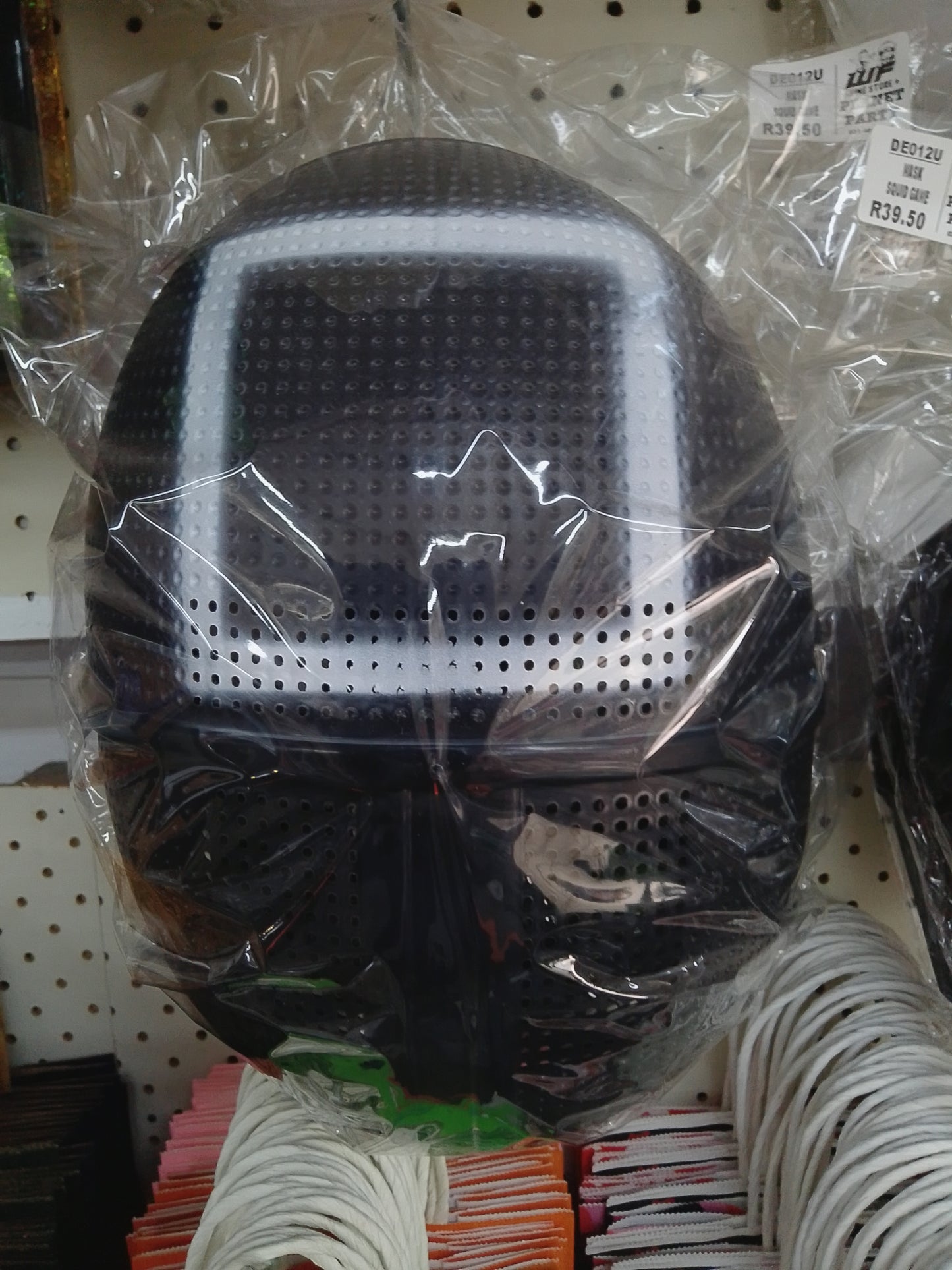 Mask-Squid Game